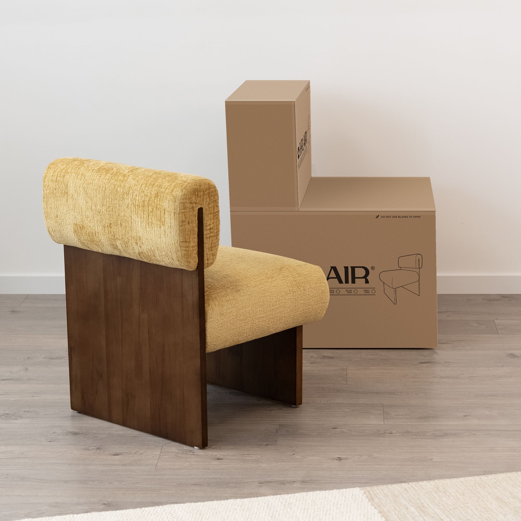 Skandinavischer Sessel Leah Senfgelb – Massivholz Birke, gemütlich & nachhaltig