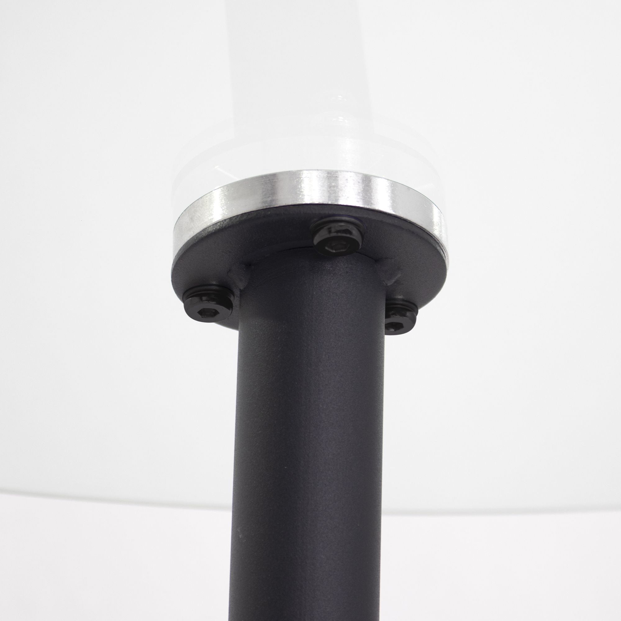 Esszimmer-Tisch CORIN | Tischplatte: Transparentes Glas | Beine: Schwarz Esszimmer-Tisch CORIN | Tischplatte: Glas in weißer Marmor Optik | Beine: Weiß 80 cm