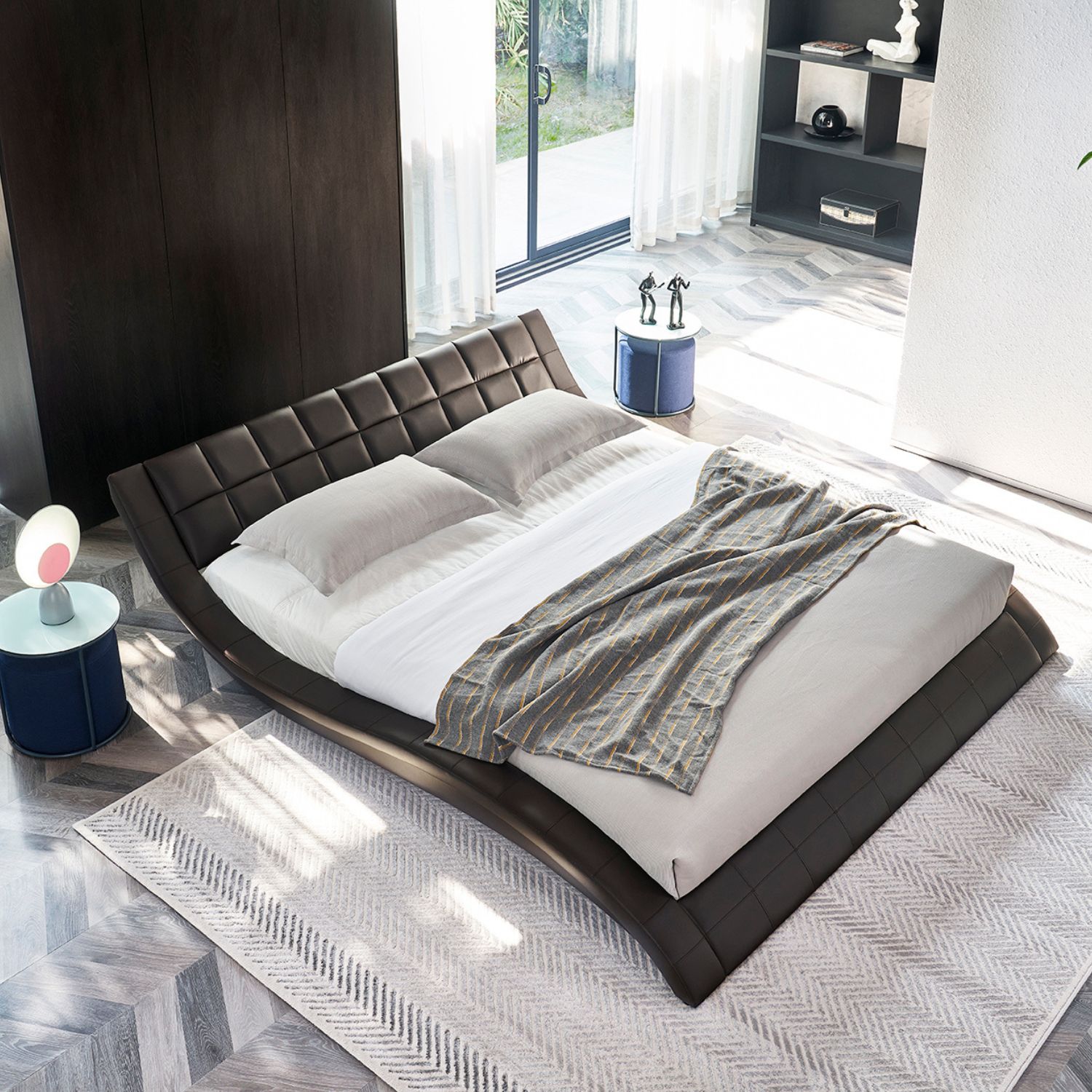 Design Polsterbett Raul in Braun