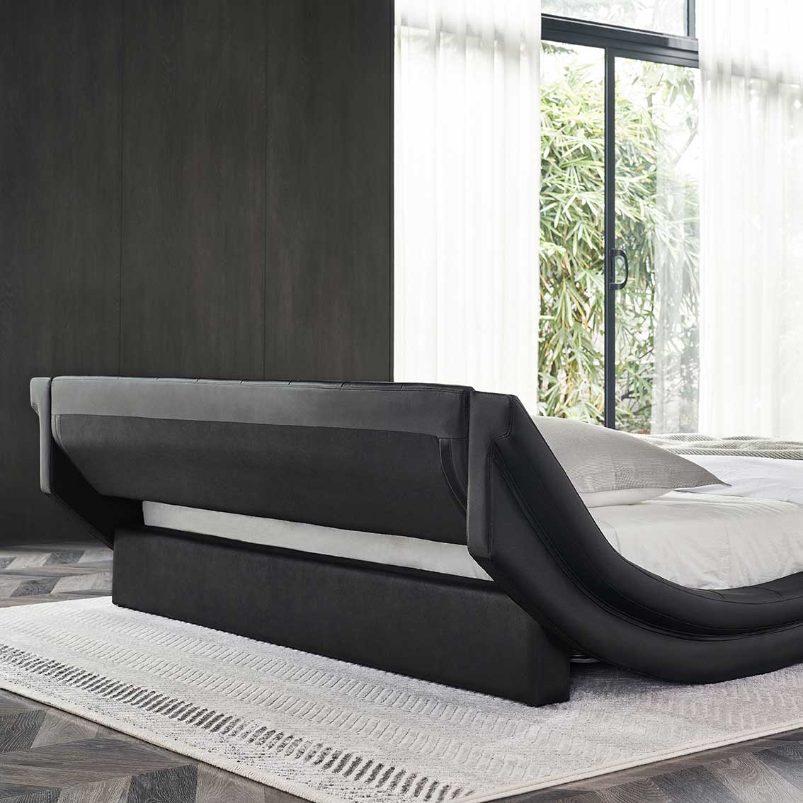 Design Polsterbett Raul in Schwarz 200x200 cm
