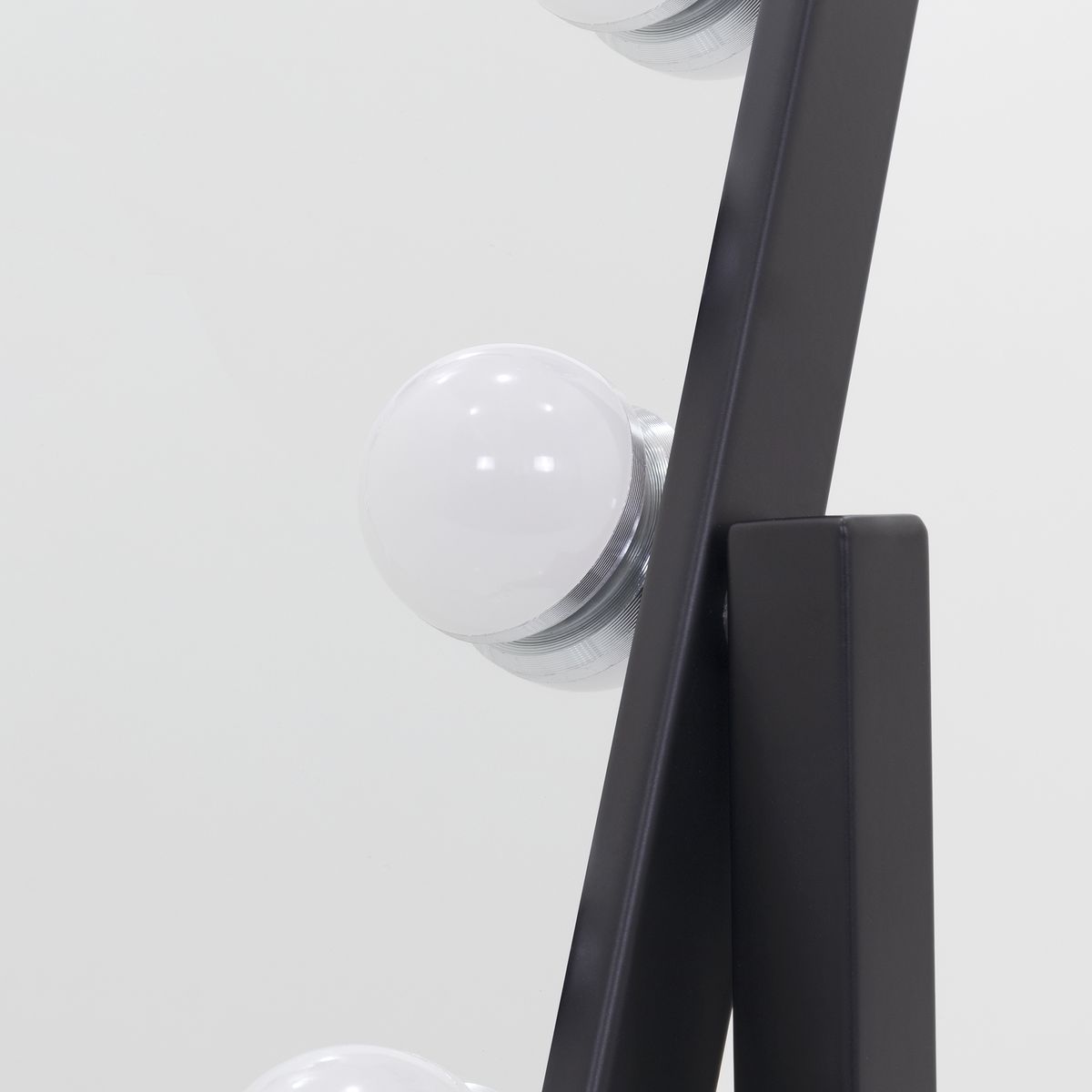 Schminkspiegel Bulb LITTLE mit 12 dimmbaren LED-Lampen Schwarz