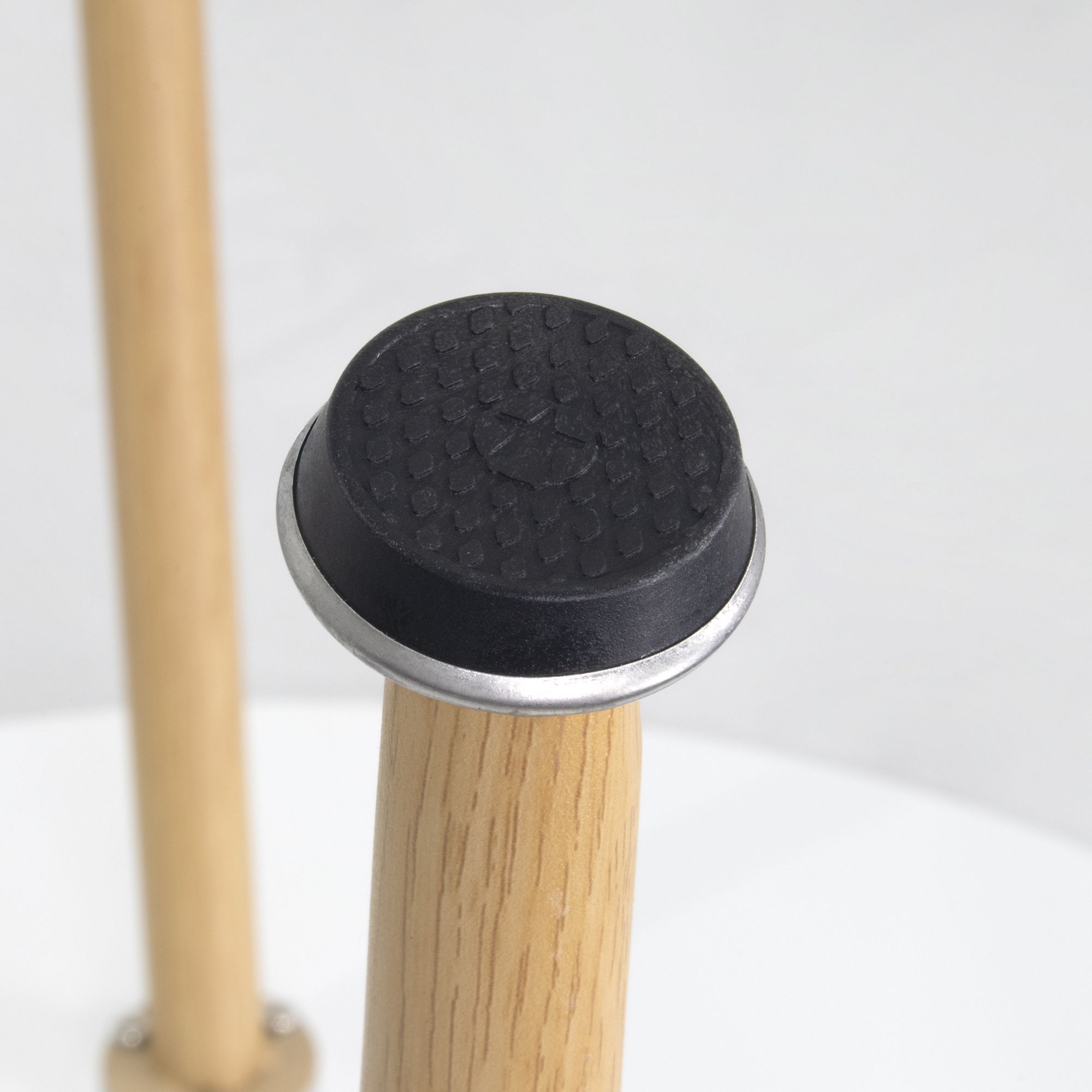 Esszimmer-Tisch CORIN | Tischplatte: Glas in schwarzer Marmor Optik | Beine: Massivholz Esszimmer-Tisch CORIN | Tischplatte: Glas in weißer Marmor Optik | Beine: Holz 80 cm