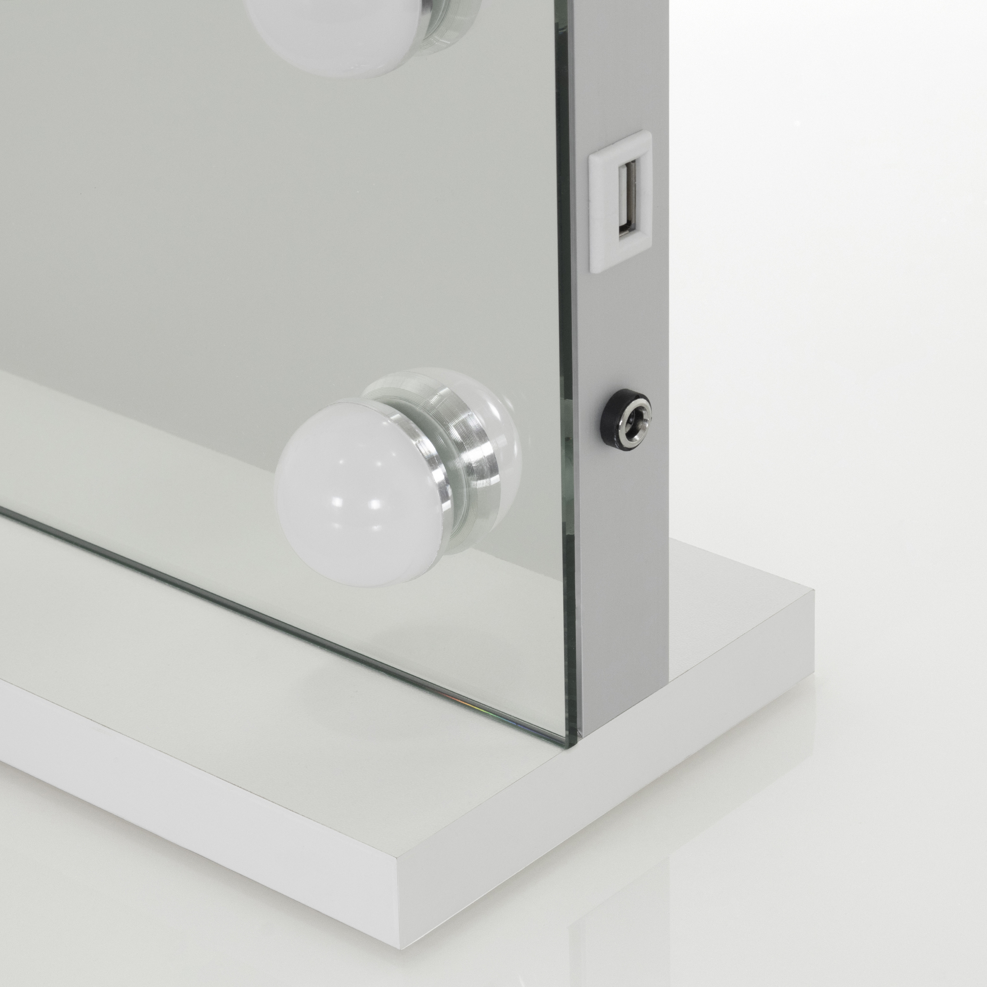 Schminkspiegel Bulb STAND mit 15 dimmbaren LED-Lampen Weiß Schminkspiegel Bulb STAND mit 15 dimmbaren LED-Lampen Weiß