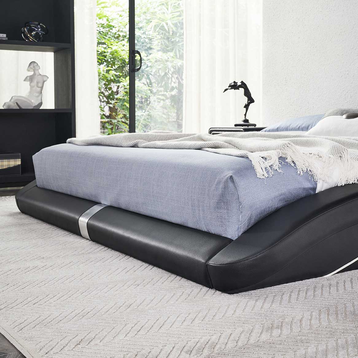 Design Polsterbett Paola in Schwarz Design Polsterbett Paola in Schwarz 200x200 cm