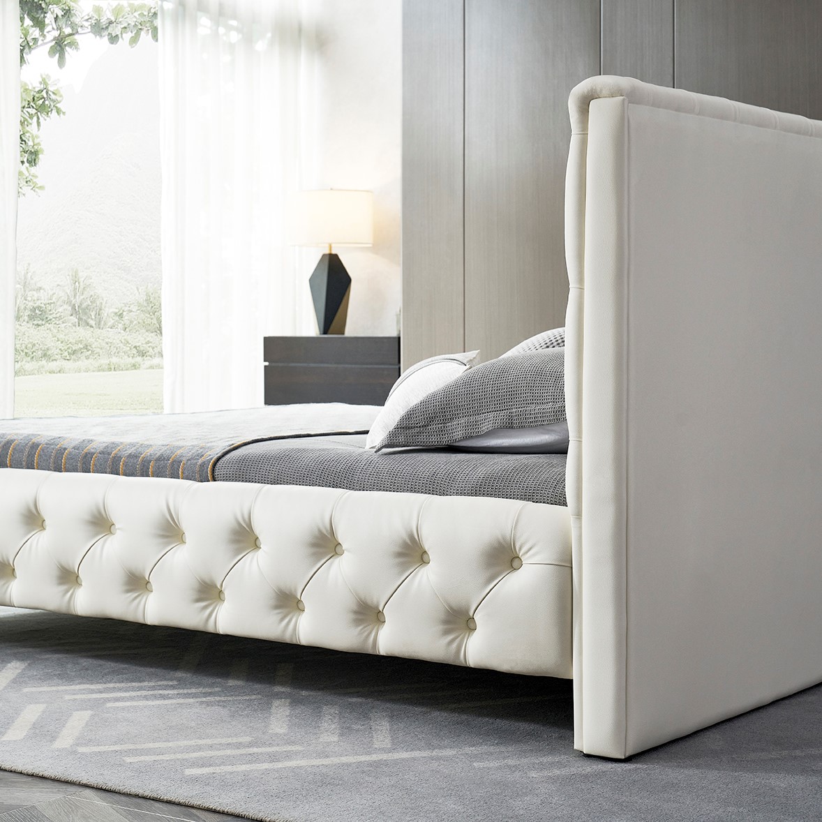 Polsterbett Amour Weiß 200x200 cm mit Lederknöpfen