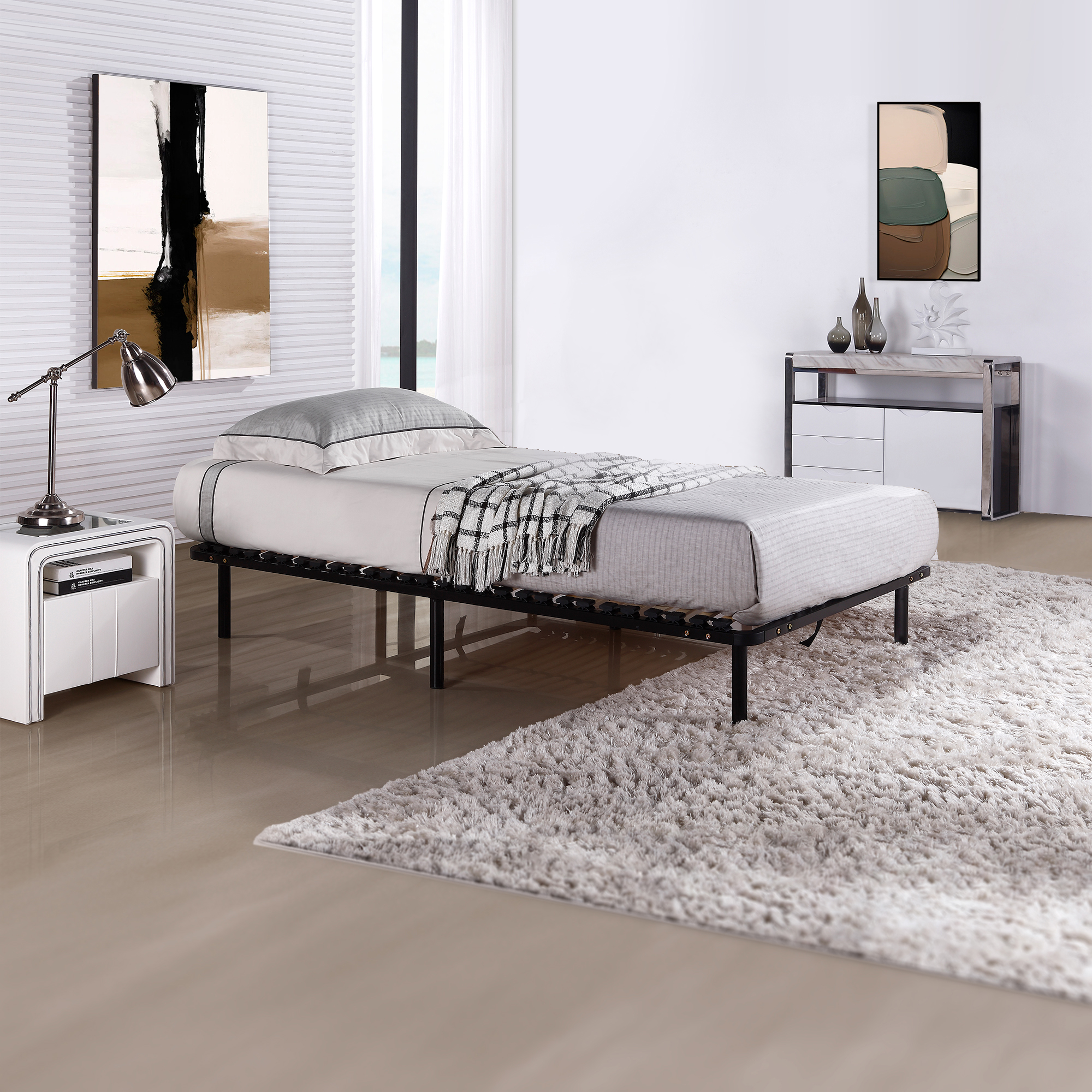 Metallbett NEEU auf Füßen - für alle Matratzen geeignet Metallbett - für alle Matratzen geeignet