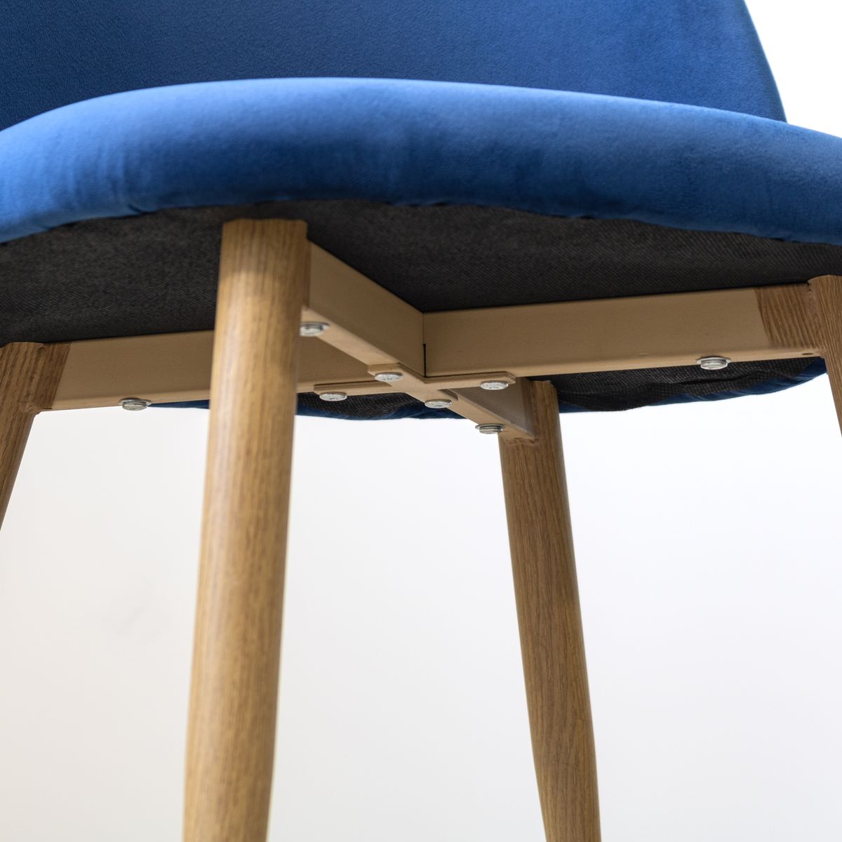 Esszimmerstuhl Wohnzimmerstuhl Bellamy Blau-Holz aus Samt Velour Esszimmerstuhl Wohnzimmerstuhl Bellamy Blau-Holz aus Samt Velour